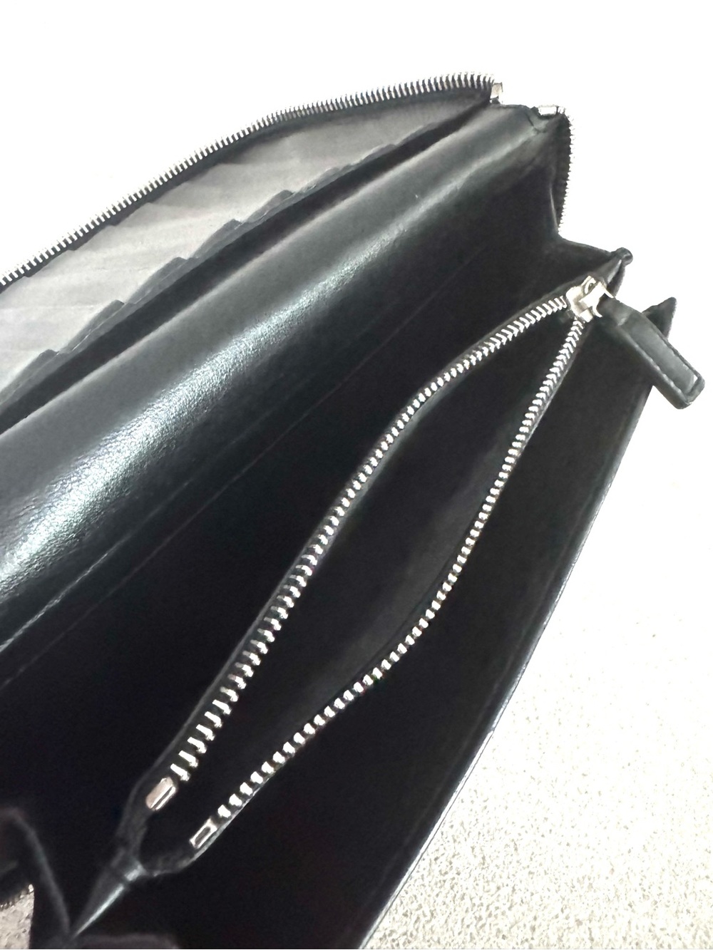 SAINT LAURENT Black Leather Zip Around Organizer Travel Wallet YSL EUC - Picture 6 of 8